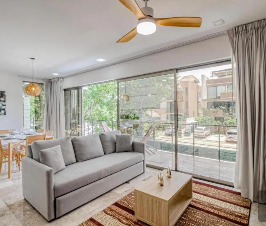 Brava Towers Peaceful Condo ile iletişim